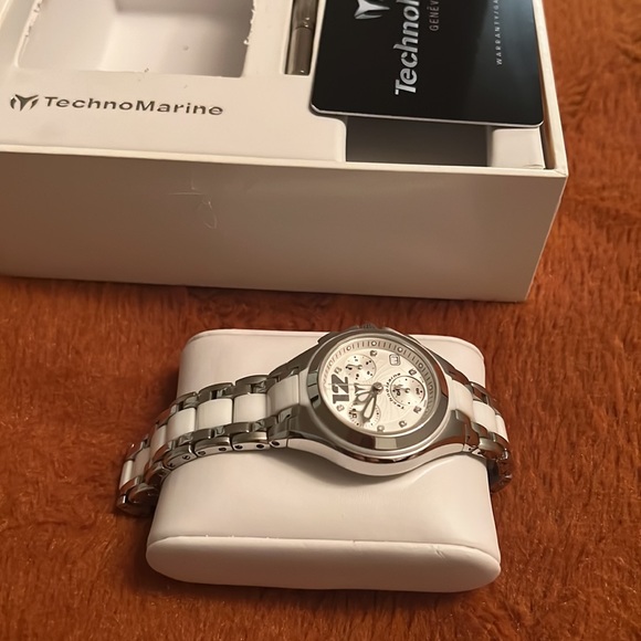 TechnoMarine watch - Picture 4 of 9